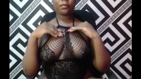 Snapshot of ebony_sexy_queen chatting on 03-07-25, 09:07 Racheal online show from 03-07-25, 09:07