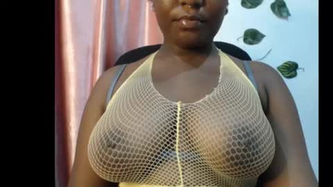 Snapshot of ebony_sexy_queen chatting on 09-16-25, 11:33 Racheal online show from 09-16-25, 11:33