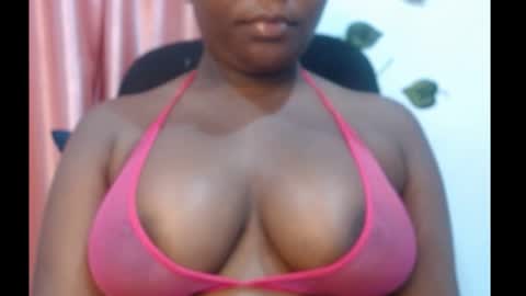 Snapshot of ebony_sexy_queen chatting on 09-20-25, 08:26 Racheal online show from 09-20-25, 08:26