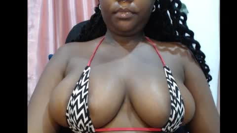 Snapshot of ebony_sexy_queen chatting on 09-26-25, 06:17 Racheal online show from 09-26-25, 06:17