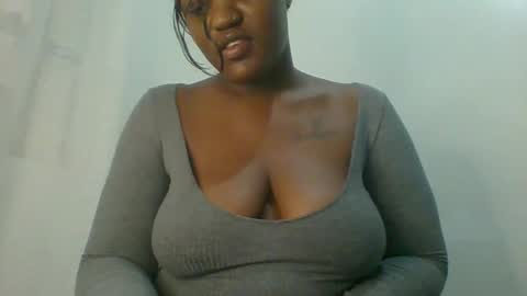 Snapshot of ebony_sofiaa chatting on 03-10-26, 09:36 Sofiaa online show from 03-10-26, 09:36