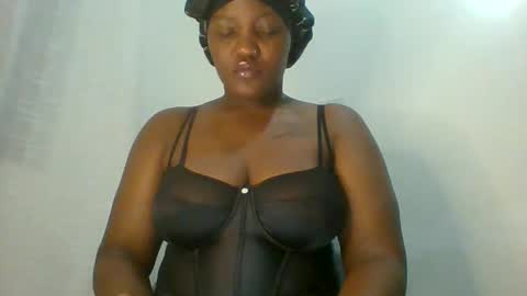 Snapshot of ebony_sofiaa chatting on 03-16-26, 04:29 Sofiaa online show from 03-16-26, 04:29