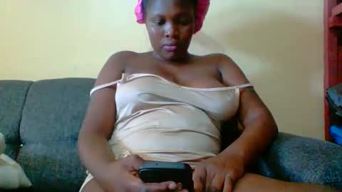 Snapshot of ebony_toto chatting on 12-04-24, 09:29 ebony_toto online show from 12-04-24, 09:29