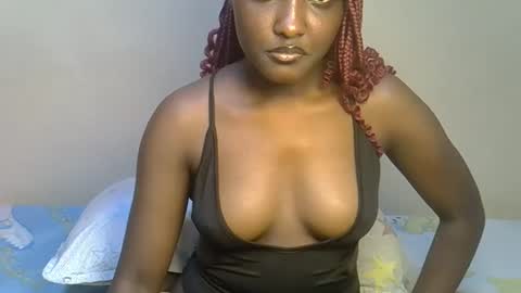 Snapshot of ebonybarbieee chatting on 04-19-26, 07:27 Barbie online show from 04-19-26, 07:27