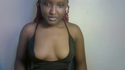 Snapshot of ebonybarbieee chatting on 04-21-26, 05:06 Barbie online show from 04-21-26, 05:06