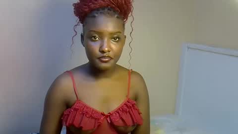 Snapshot of ebonybarbieee chatting on 05-08-26, 06:24 Barbie online show from 05-08-26, 06:24