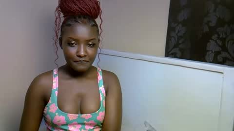 Snapshot of ebonybarbieee chatting on 05-21-26, 06:15 Barbie online show from 05-21-26, 06:15