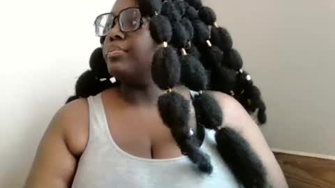 Snapshot of ebonybigtitqueen3 chatting on 11-02-25, 04:42 ebonybigtitqueen3 online show from 11-02-25, 04:42