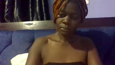 ebonybloom01 online show from 03-11-25, 12:44