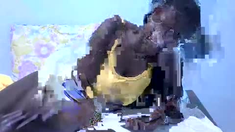 Snapshot of ebonybloom01 chatting on 01-07-26, 06:54 ebonybloom01 online show from 01-07-26, 06:54