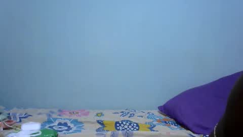 Snapshot of ebonybloom01 chatting on 02-02-26, 06:50 ebonybloom01 online show from 02-02-26, 06:50