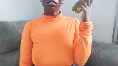 Ebony Melanie online show from 03-10-25, 11:21