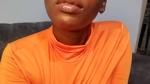 Ebony Melanie online show from 03-10-25, 10:24