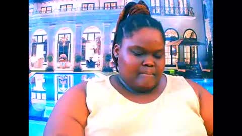 ebonyhotbuns4u2luv online show from 04-18-26, 09:57