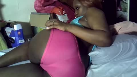 ebonykiki online show from 06-18-26, 08:14