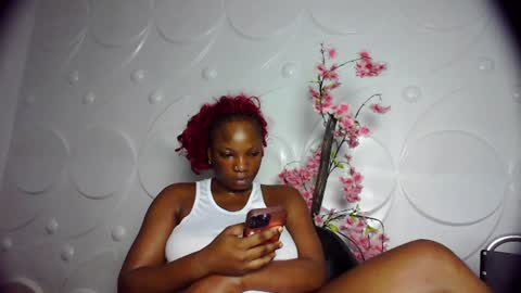 ebonykissxx online show from 07-10-26, 12:08