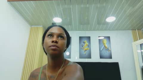 Snapshot of ebonyndsavage chatting on 07-06-26, 07:38 ebonyndsavage online show from 07-06-26, 07:38