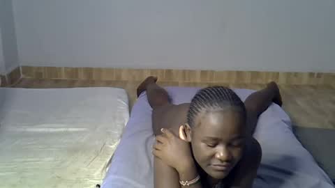 Snapshot of ebonyrapunzelle chatting on 07-01-26, 10:20 ebonyrapunzelle online show from 07-01-26, 10:20