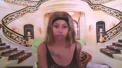 Snapshot of ebonysexyred chatting on 03-16-26, 05:35 Lucy online show from 03-16-26, 05:35