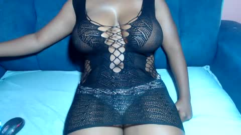 ebonysmiles00 online show from 07-22-26, 08:06