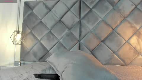 ebonyx40 online show from 04-23-26, 11:09