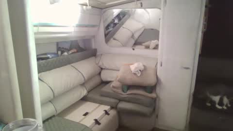 Snapshot of ecko6romeo chatting on 12-02-24, 05:15 Tim online show from 12-02-24, 05:15