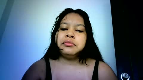 Snapshot of eclipse_888 chatting on 07-25-26, 04:26 Luisa online show from 07-25-26, 04:26