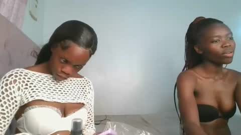 Snapshot of ecstasy_boo1 chatting on 07-04-26, 08:04 Boo online show from 07-04-26, 08:04