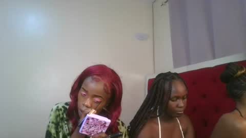 Snapshot of ecstasy_boo1 chatting on 07-12-26, 04:09 Boo online show from 07-12-26, 04:09