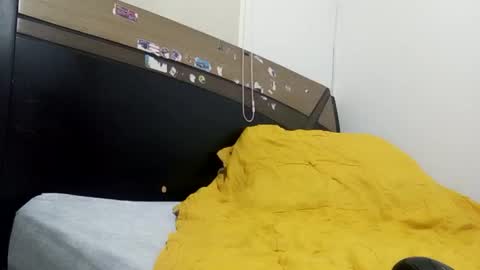 Snapshot of ed_big_cock chatting on 10-22-25, 04:07 Edd Gallego online show from 10-22-25, 04:07