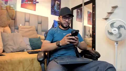 Snapshot of edahi1386 chatting on 03-27-26, 02:39 edahi1386 online show from 03-27-26, 02:39