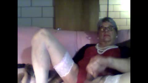 Snapshot of eddie595959 chatting on 03-10-26, 09:36 eddie595959 online show from 03-10-26, 09:36