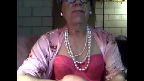 Snapshot of eddie595959 chatting on 03-12-26, 10:10 eddie595959 online show from 03-12-26, 10:10
