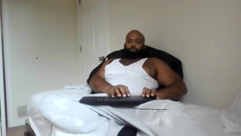 eddiejonez online show from 10-31-25, 04:19