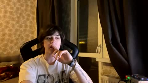 Eddie online show from 03-09-26, 09:41