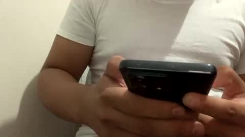 Snapshot of eddy7978 chatting on 09-18-25, 06:04 eddy7978 online show from 09-18-25, 06:04