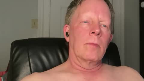 Eddy online show from 04-25-26, 02:58