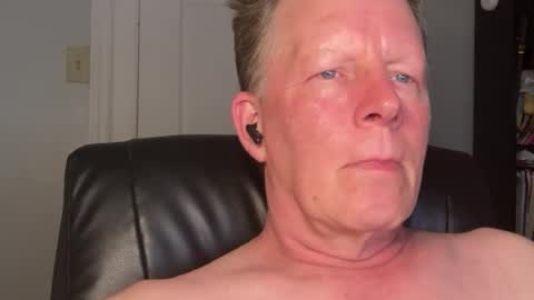 Eddy online show from 07-18-26, 02:49