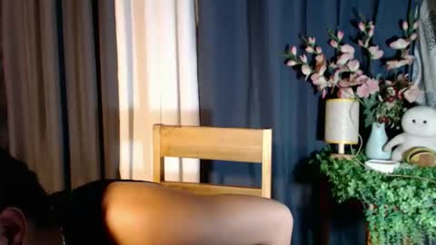 edelcum_xx online show from 10-10-25, 09:08