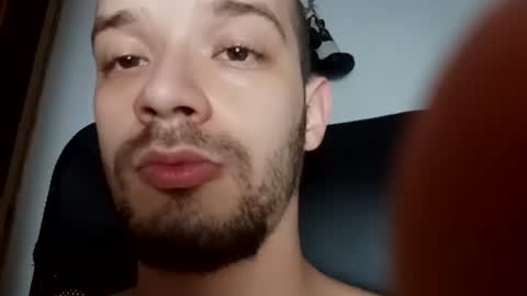 Snapshot of eden_glock chatting on 01-01-25, 06:37 Hey my name is Eden follow me IG ede glock online show from 01-01-25, 06:37