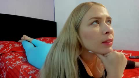 Snapshot of eden_paradise_ chatting on 01-09-26, 07:04 BYANCA online show from 01-09-26, 07:04