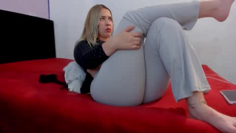 Snapshot of eden_paradise_ chatting on 03-04-26, 08:37 BYANCA online show from 03-04-26, 08:37