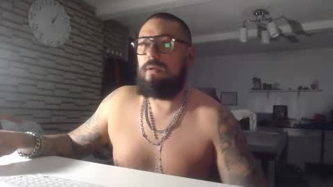 edgarram83 online show from 11-17-25, 07:03