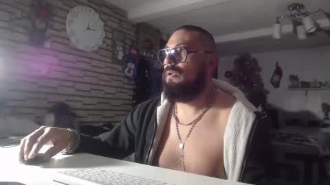 edgarram83 online show from 12-22-25, 06:32