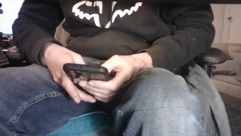 Snapshot of edged_biker chatting on 01-10-25, 07:11 edged biker online show from 01-10-25, 07:11