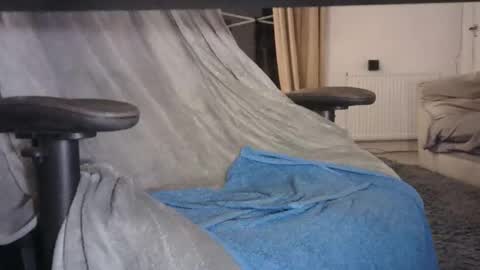 Snapshot of edged_biker chatting on 02-10-25, 08:42 edged biker online show from 02-10-25, 08:42