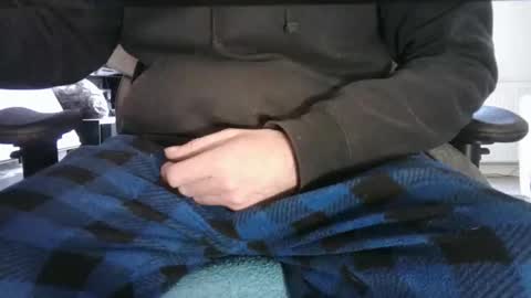 edged biker online show from 11-30-25, 02:10