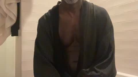 Dad online show from 11-29-25, 03:20