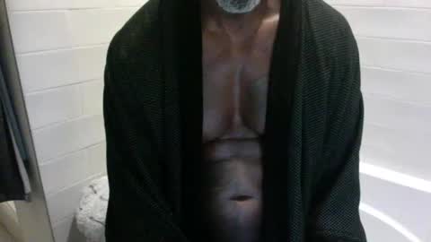 Snapshot of edgingdaddy chatting on 05-03-26, 04:18 Dad online show from 05-03-26, 04:18