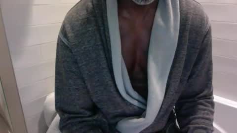 Snapshot of edgingdaddy chatting on 05-14-26, 10:22 Dad online show from 05-14-26, 10:22